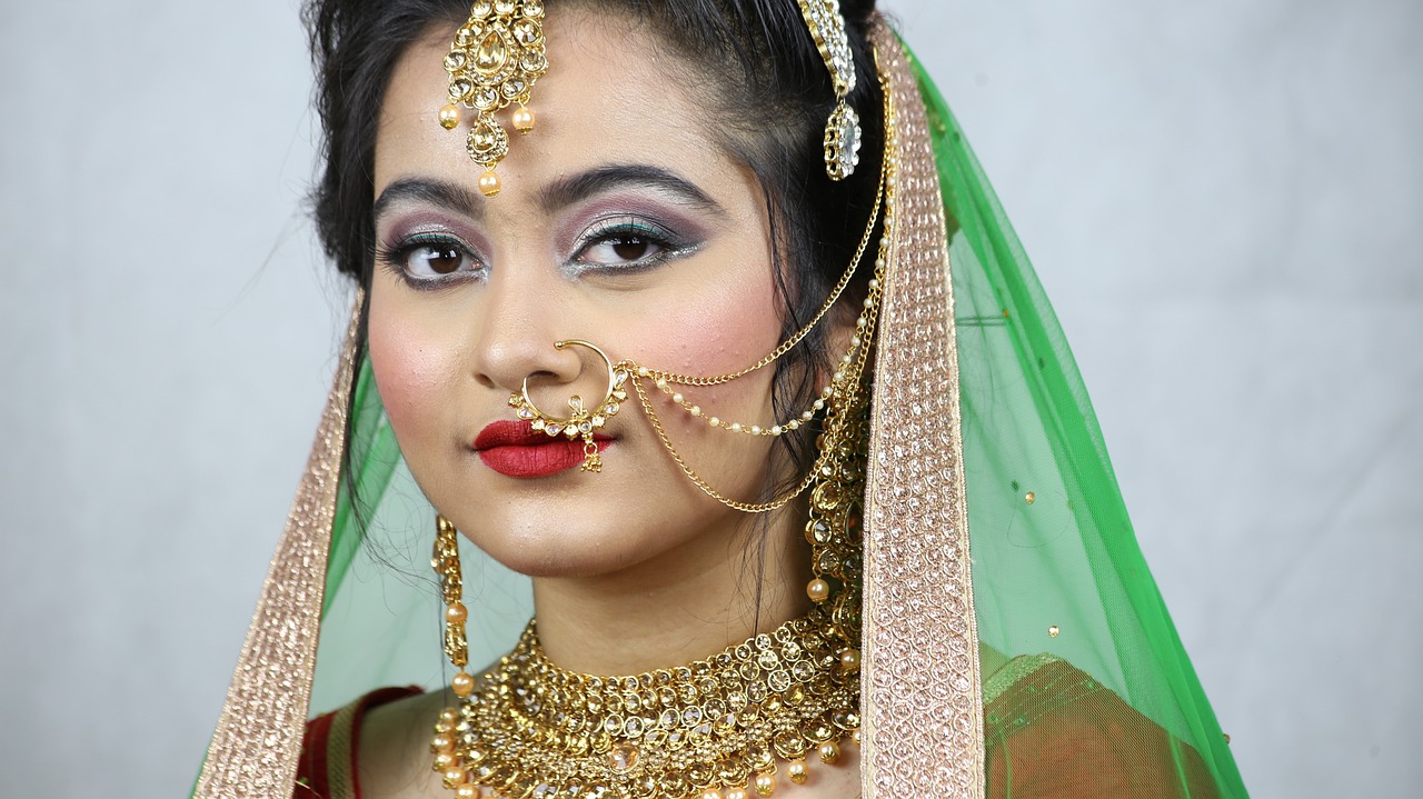 indian wedding, indian bride, bridal makeup-3928295.jpg